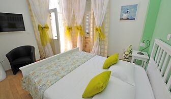 Nirvana Luxury Rooms