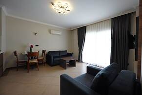 Club Karakas Apart