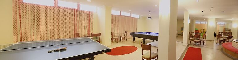 Club Karakas Apart