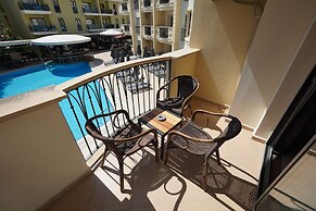 Club Karakas Apart