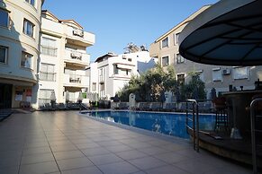 Club Karakas Apart