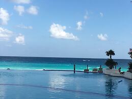 Cancun Plaza Condo Mexico