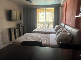 Cancun Plaza Condo Mexico