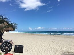 Cancun Plaza Condo Mexico