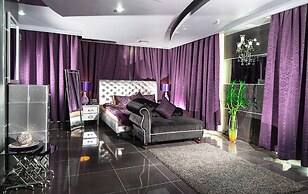 Bravo Royal Hotel Suite