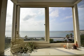 Sea House homestay