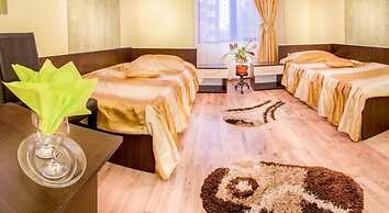 Hotel Eos