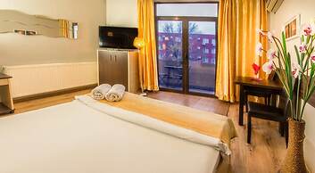 Hotel Eos
