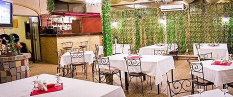 Hotel Eos