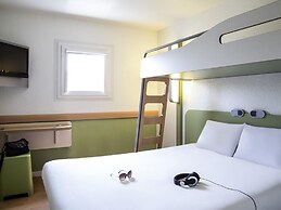 ibis budget Versailles Chateau Saint Cyr