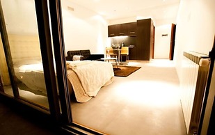 Checkin Apartments