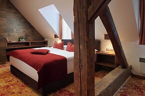 Hotel Singer