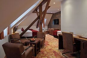 Hotel Singer