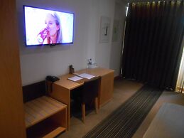 Hotel Ritz Capital