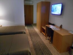 Hotel Ritz Capital
