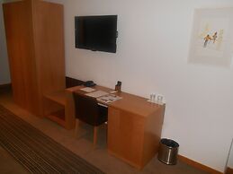 Hotel Ritz Capital