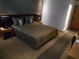 Hotel Ritz Capital