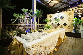 Lace Boutique Hotel