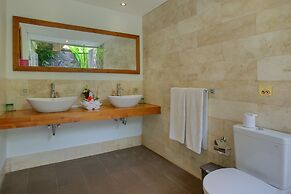 Anusara Luxury Villas - Adults Only