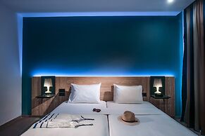 Enorme Infinity Beach ex Infinity Blue