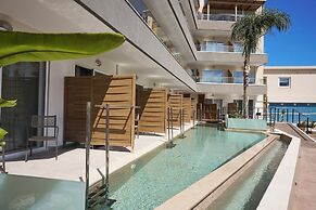 Enorme Infinity Beach ex Infinity Blue