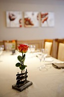 Hôtel restaurant Le Cheval Rouge