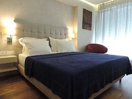 Bougainville Bay Hotel