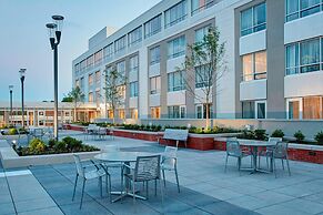 Courtyard by Marriott Erie Bayfront