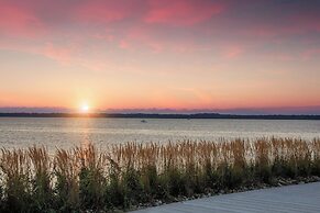 Courtyard by Marriott Erie Bayfront