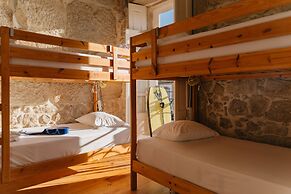 Happy Porto Hostel & Apartments