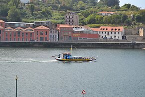 Happy Porto Hostel & Apartments