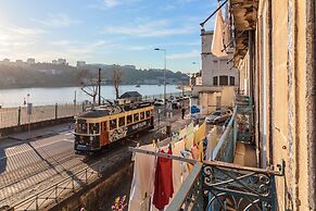 Happy Porto Hostel & Apartments