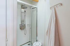 Happy Porto Hostel & Apartments