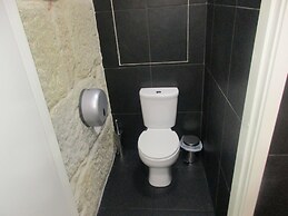 Happy Porto Hostel & Apartments