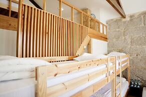Happy Porto Hostel & Apartments