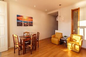 Happy Porto Hostel & Apartments