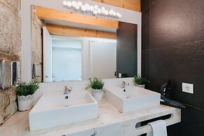 Happy Porto Hostel & Apartments