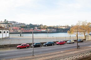 Happy Porto Hostel & Apartments