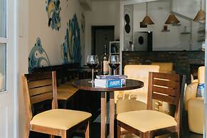 Happy Porto Hostel & Apartments