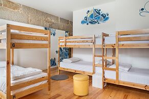 Happy Porto Hostel & Apartments