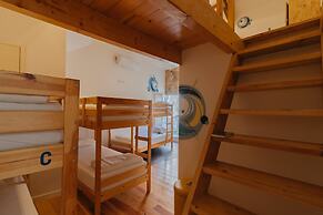 Happy Porto Hostel & Apartments