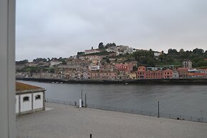 Happy Porto Hostel & Apartments