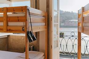 Happy Porto Hostel & Apartments