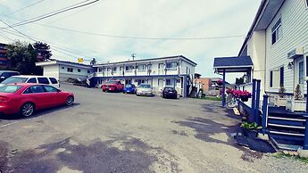 River Heights Motel