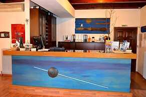 Aglaida Hotel