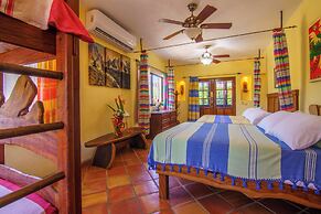 Casamar Suites