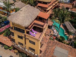 Casamar Suites