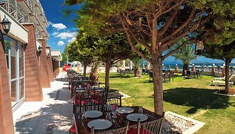 Gumuldur Mavi Deniz Otel