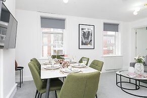 Urban Chic - Bond Street