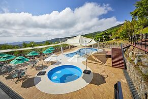 The Mauna Ocean Resort